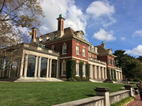 Westbury House on Long Island New York Westbury House, Long Island House, Dream Architecture, Pretty Homes, British Castles, Long Island New York, Nice Places, Gate House, Island House