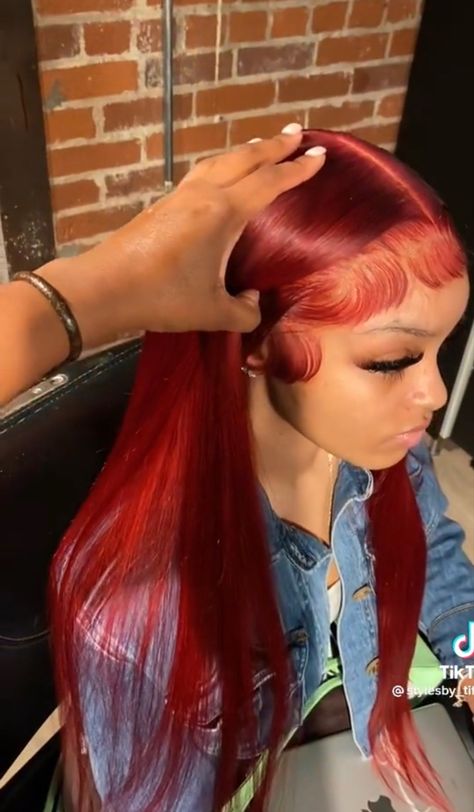 Girl Hair Colors, Weave Ponytail Hairstyles, Frontal Wig Hairstyles, Color Wigs, Red Wig, Dyed Hair Inspiration, Lace Fronts, Pretty Hair Color, Hot Hair Styles