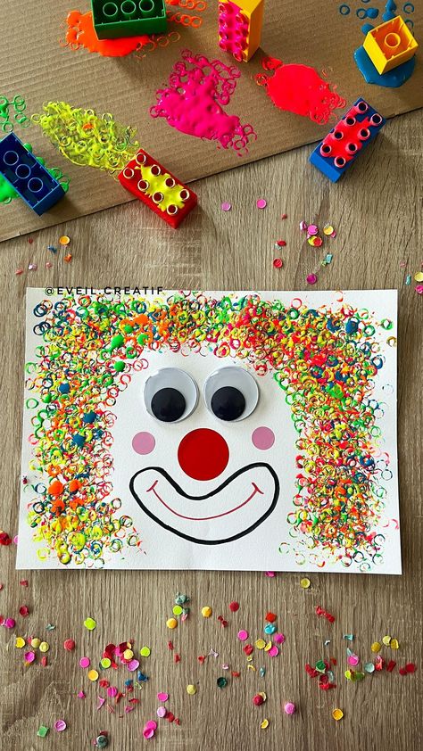 « Le clown Légo » Voilà une activité toute simple pour le thème du carnaval qui arrive bientôt ! L’an dernier nous avions fait un clown… | Instagram Circus Theme Crafts, Theme Carnaval, Hanukkah Crafts, Circus Clown, Messy Play, Circus Theme, February 8, Hanukkah, Circus