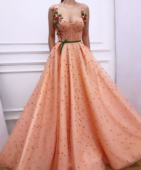 #teutamatoshiduriqi Prom Dress Tulle, Teuta Matoshi, Ball Gown Prom Dress, Muslim Evening Dresses, Mode Abaya, Dress Tulle, Gown Prom, Beauty Dress, Ball Gowns Prom