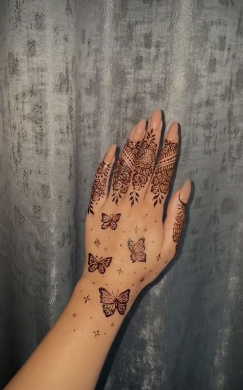 Forearm Henna Tattoo, Forearm Henna, Modern Henna, Henna Ideas, Modern Henna Designs, Henna Tattoos, Henna Tattoo Designs, Henna Tattoo, Henna Designs