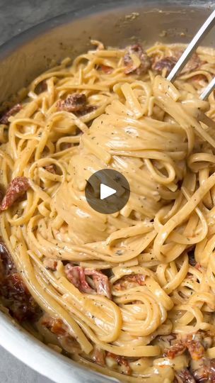 4M views · 29K reactions | SUN DRIED TOMATOES 😍 Episode 7 of the One Pot Series : today’s recipe is the One Pot Creamy Sun Dried Tomato Pasta 👌 Ingredients:  1/2 cup - 100g sun dried tomatoes 2 tbsp butter 2 cloves garlic, minced 8 oz - 240 g linguine 1/2 tsp dried basil Freshly cracked pepper 2 cups - 500ml chicken broth 2 oz - 60 g cream cheese 1 cup - 240ml milk 1/4 cup - 30g grated parmesan 📚 Find the full recipe in our One Pot Cookbook. Bon appétit ! Lots of love ☀️ #pasta #food | City Food Creamy Sun Dried Tomato Pasta, Sundried Tomato Recipes, Dried Tomato Pasta, Sun Dried Tomato Pasta, Cream Cheese Pasta, Sundried Tomato Pasta, Dried Basil, Pasta Food, Pasta Ingredients