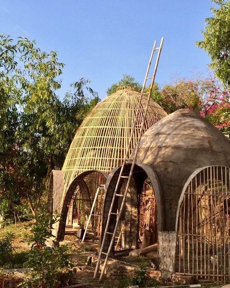 Mentigi Bay Dome Villas on Instagram: “Bamboo Domes are flexible #earthquake safe and easy to build . Our #Domes in #northlombok @mentigibay  survived 2 big and many small…” Bamboo Dome, Willow Dome, Amazing Places On Earth, Dome House, Earthship, Lombok, Amazing Places, Wellness Design, The Good Place