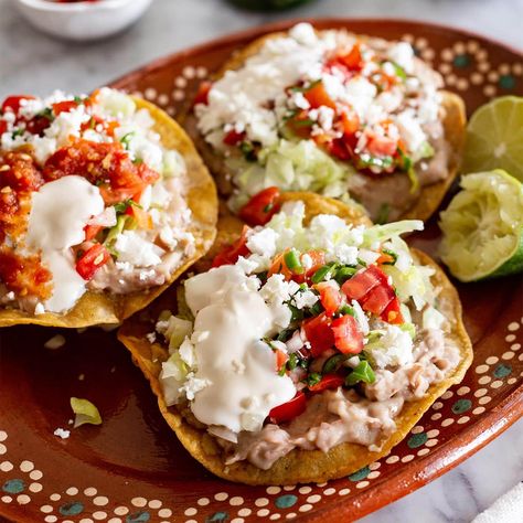 Vegetarian Tostadas de Frijoles - Maricruz Avalos Kitchen Blog Taco Tostadas, Vegetarian Tostadas, Flour Tortillas Recipe, Bean Tostadas, Mexican Comfort Food, Tortillas Recipe, Recipes With Flour Tortillas, Authentic Mexican Recipes, Frijoles Refritos