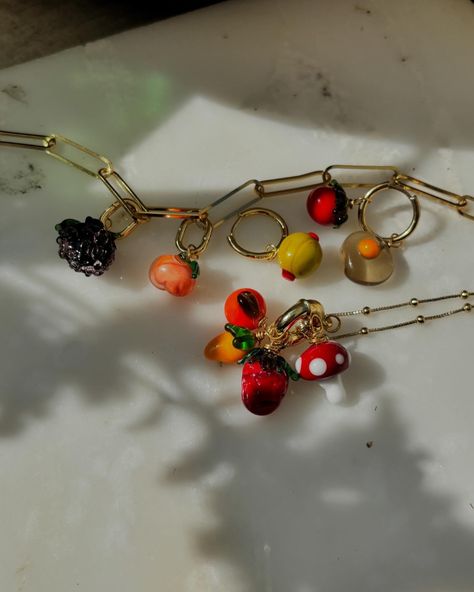 Easthope Studio’s newest collection is giving continental breakfast vibes and we’re here for it 🍑🍳🍅🍄🫒 Shop the newest collection in-store featuring Murano glass food earrings, bracelets, necklaces and other Easthope staples. We’ll also be announcing 2025 workshops very soon, so keep your eyes peeled 👀 Breakfast Vibes, Food Earrings, Continental Breakfast, Studio S, Murano Glass, Your Eyes, In Store, Necklaces, Glass