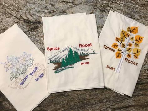 Hand Embroidery Gift Ideas, Embroidery Gift Ideas, Embroidery Kitchen Towels, Kitchen Towels Diy, Mary's Kitchen, Brother Embroidery Design, Towel Embroidery Designs, Embroidery Kitchen, Machine Embroidery Designs Projects