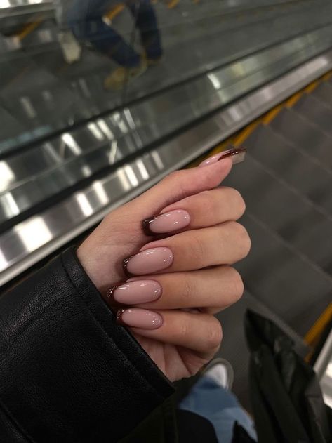 Elegant Winter Nails Classy, Winter French Nails, Nails Fall Autumn, Fall Nude Nails, Autumn Manicure, Autumn Looks, Smink Inspiration, Casual Nails, Work Nails