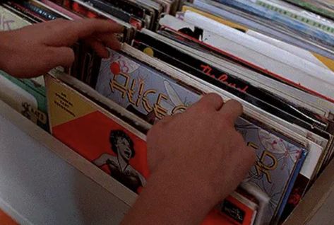 before sunrise Richard Linklater, Before Trilogy, Empire Records, 500 Days Of Summer, Stranger Things 2, Growing Old Together, Record Shop, Before Sunset, Before Sunrise