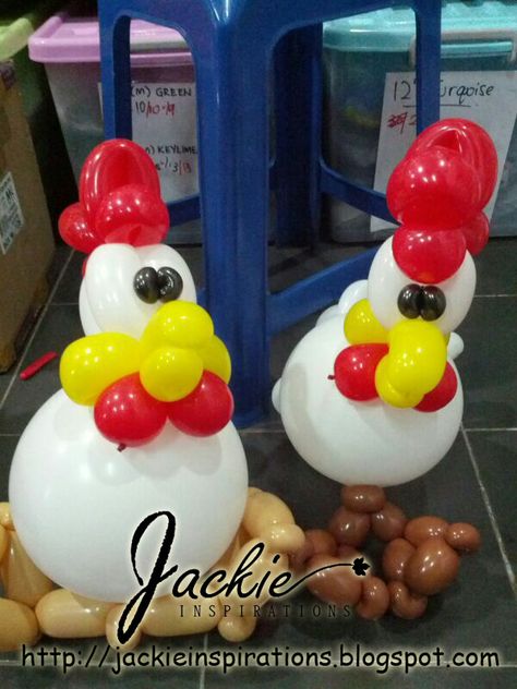 Ballon Art, Balloon Face, Barnyard Birthday Party, Farm Animal Birthday, Barnyard Birthday, Balloon Twisting, Farm Birthday Party, Western Parties, Balloon Sculptures