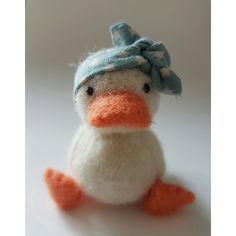 Cute Things To Needle Felt, Cool Needle Felting Ideas, Needle Felt Tutorials, Easter Felting Ideas, Easter Needle Felting, Needle Felt Duck, Needle Felted Easter Ideas, Cute Needle Felt, Needle Felted Ideas