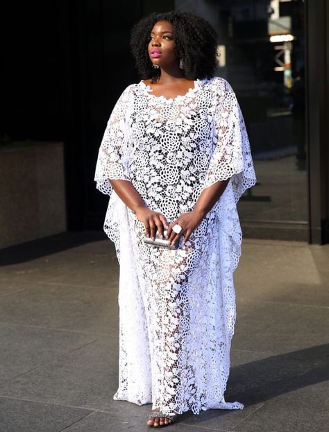 Plus size lace dress Lace Bubu, Bubu Gowns, White Gown Dress, Bubu Gown, Lace Robes, Lace Dress Classy, Bubu Gown Styles, African Lace Styles, Kaftan Designs