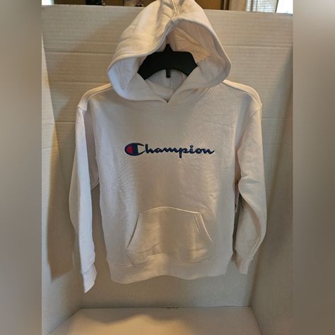 Nwt Champion Hoodie Girls Size Medium. White With Blue Writing. Front Pockets. Excellent Condition Champion Sweatsuit, White Champion Hoodie, Blue Champion Hoodie, Champion Sweatshirt, Vintage Hoodies, Champion Hoodie, Hoodie Girl, Colorful Hoodies, White Hoodie