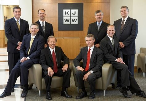 03-Annual-Report-Corporate-Group-Photography Group Photo Poses, Profile Photography, Studio Headshots, Business Portrait Photography, Group Photography Poses, Headshot Poses, Team Photography, Corporate Portrait, Business Photoshoot