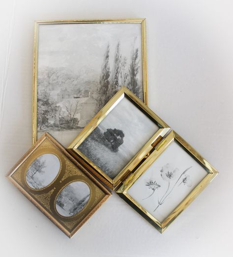 Vintage Gold Frames, Aesthetic Picture Frame, Cool Picture Frames, Thrifted Wedding, Picture Frames Vintage, Carpenter Aesthetic, Bedroom Board, Vintage Gold Frame, Vintage Photo Frame