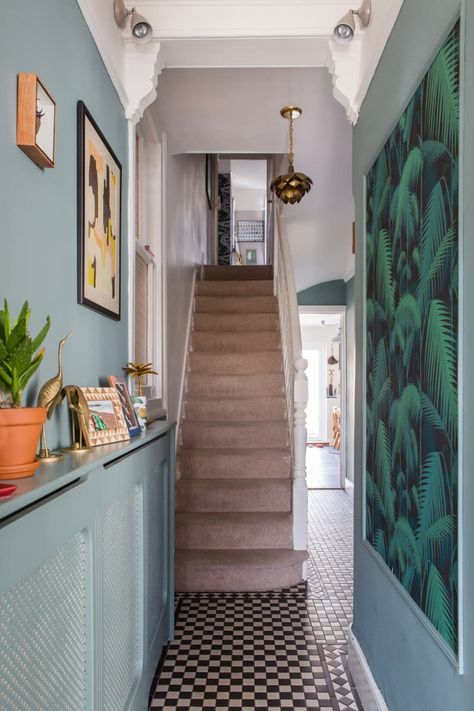 Secrets to Steal from an Interior Stylist's Home | Apartment Therapy Small Hallway Decor, Narrow Entrance, Victorian Hallway, Narrow Entryway, Small Entrance, Hal Decor, Small Hallway, Entryway Ideas, Entry Way Design