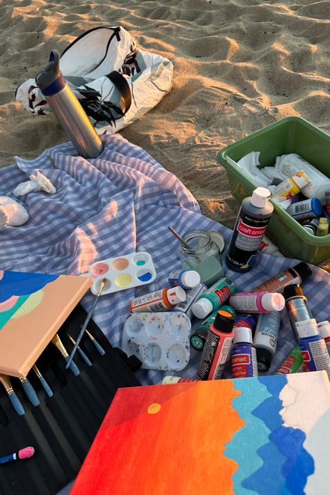 Painting By The Beach Aesthetic, Painting On Beach Picnic, Beach Picnic Date Aesthetic, Painting At The Beach With Friends, Painting At The Beach Date, Picnic At The Beach Aesthetic, Painting On Beach Aesthetic, Painting On The Beach Date, Beach Date With Friends