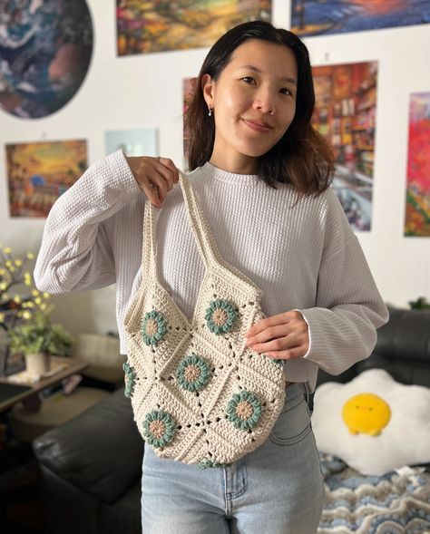 Do you prefer shoulder bags or totes? I’m thinking of doing another tote tutorial soon, but I could do more shoulder bag tutorials, too! #crochetbag #handmadebag #diybag #crochetinspo Shoulder Bag Crochet, Tote Tutorial, Bag Tutorials, Bags Tutorial, Diy Bag, Handmade Bags, Do More, Crochet Bag, Shoulder Bags