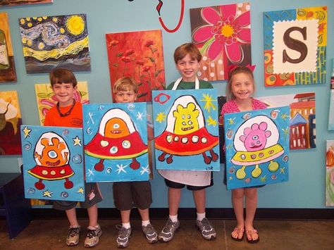 Aliens and spaceships art project, 2nd or 3rd grade idea Space Themed Art Projects, Spaceships Art, Space Art Projects, Outer Space Art, First Grade Art, Foam Stamps, 2nd Grade Art, 3rd Grade Art, Scratch Art