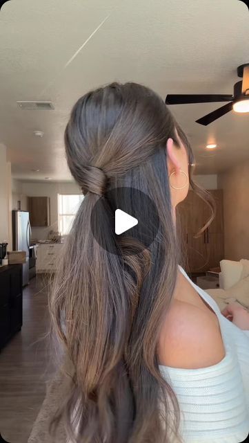 Grace Weston on Instagram: "I’m never doing a basic half up again!!

#easyhairstyles #halfuphalfdownhairstyle #fallhairinspo" Butterfly Claw Clip Hairstyles, Butterfly Claw Clip, Half Up Do, Chi Hair, Chi Hair Products, Claw Clip Hairstyles, Clip Hairstyles, Hair Arrange, Hair Brained