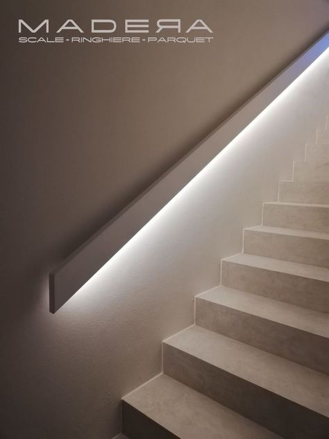 Lounge Staircase, Handrail Lighting, Concrete Staircase, Wood Handrail, Stairs Design Interior, Staircase Handrail, House Staircase, Marble Stairs, Stair Railing Design