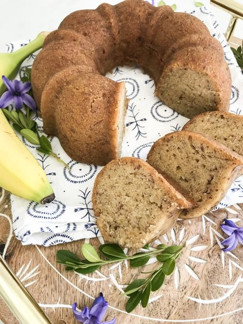 Perfect Instant Pot Banana Bread! So moist and smells heavenly as it cooks. The kids loved it! #instantpot #instantpotdessert #instantpotbread #bundt #bananabread #recipe #instantpotrecipe Instant Pot Banana Bread, Gluten Free Instant Pot Recipes, Banana Bundt, Baked Recipe, Pot Cakes, Oven Baked Recipes, Instant Pot Recipe, Buttermilk Recipes, Homemade Buttermilk