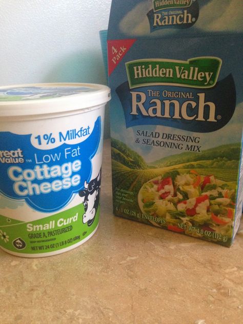 Cottage Cheese Nutrition Facts, Healthy Ranch Dip, Cottage Cheese Ranch Dressing, Cottage Cheese Ranch, Healthy Ranch, Yogurt Ranch, Cheese Salad Dressing, Cottage Cheese Dips, Cottage Cheese Salad