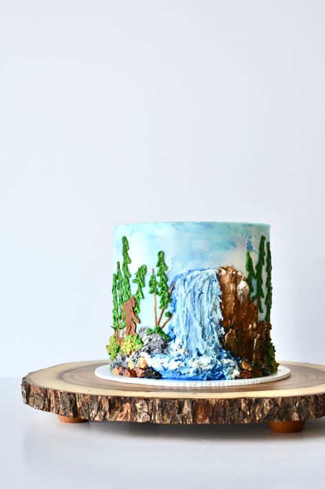 Waterfall Cake Design, Bigfoot Cake Birthday, Sasquatch Cake, Cake Waterfall, Bigfoot Cake, Waterfall Cake, Decor Tort, Nature Cake, Waterfall Forest