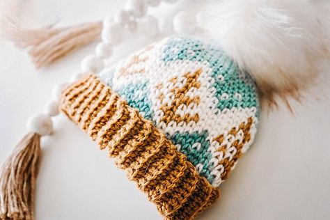 Come learn how to make a crochet hat using the fair isle colorwork technique. This free pattern has a chart as well as video instruction. #crochethat #crocheting Knit Borders, Crochet Therapy, Fair Isle Crochet, Easy Crochet Headbands, Colorwork Chart, Fair Isle Hat, Handmade Hats, Hat Crochet Pattern, Crochet Hat Free