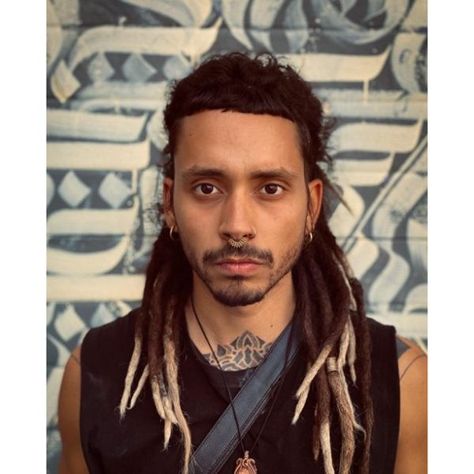 Long Dreadlock Hairstyles, Messy Dreads, Dreadlock Styles For Men, Rasta Locs, One Dreadlock, Long Hair Shaved Sides, Dreads Short Hair, Mens Dreadlock Styles, Man Haircuts