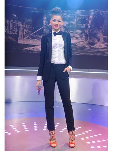 Tuxedo Women, Zendaya Style, Zendaya Coleman, Modieuze Outfits, Looks Style, Mode Inspiration, Primavera Estate, On Stage, Fashion Advice