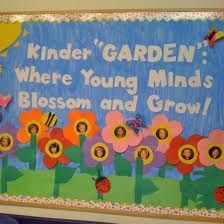 kindergarten bulletin board ideas for back to school - Google Search Plant Unit Kindergarten, Kindergarten Architecture, Plants Kindergarten, Kindergarten Bulletin Boards, Reading Bulletin Boards, Spring Bulletin, Spring Kindergarten, Spring Bulletin Boards, Preschool Bulletin