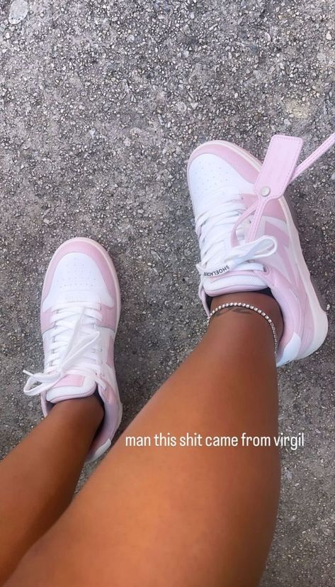 Cute Designer Shoes, Pink Off White Shoes Outfit, Outfits With Off White Shoes, Offwhite Shoes Outfits For Black Women, Off White Shoes Outfits For Black Women, Pretty Sneakers, Trendy Shoes Sneakers, Nike Shoes Girls, Pretty Shoes Sneakers