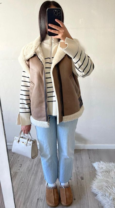 Zara Gilet Outfit Women, Zara Vest Outfit, Gilet Outfit Women, Winter Wonderland-party, Look Adidas, Ny Outfits, Estilo Indie, Mode Zara, Stylish Winter Outfits