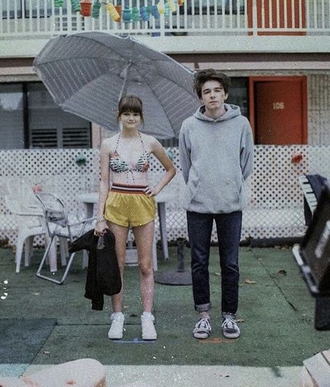 Sing Street, Ciara Bravo, Red Band Society, Behind The Scenes Photos, Movie Couples, Aesthetic People, Kendall Jenner Style, Scene Photo, Series Movies