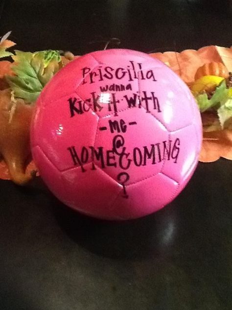 Soccer Ball Hoco Proposals, Barbie Hoco Proposals Ideas, Soccer Ball Prom Proposal, Soccer Homecoming Proposal Ideas, Soccer Homecoming Proposals, Cute Homecoming Ideas, Soccer Hoco Proposals Ideas, Mormon Prom, Asking To Homecoming