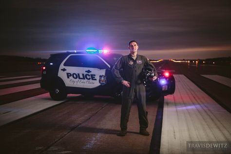 Police Portrait Photography, Police Officer Photo Shoot, Police Pictures, Police Pic, Police Photography, Police Photoshoot, Police Graduation, Police Lights, Adidas Art