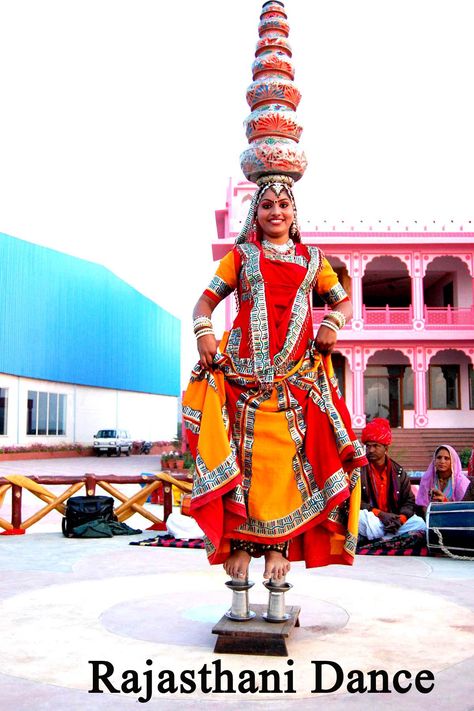 Rajasthani dance Rajasthan Dance, Rajasthani Folk Dance, Rajasthani Dance, Jaipur Fashion, Rajasthani Wedding, Indian Classical Dancer, Jewellery Project, School Function, Dance Forms