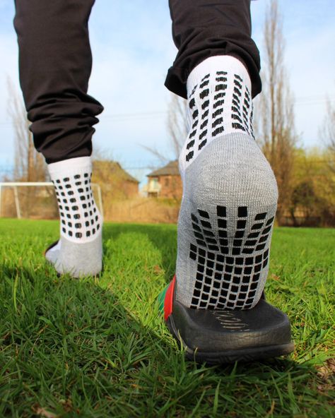 With football season around the corner, be prepared in our GripFlex socks 🧦 Credits: Photography: @yazzy.7x Model: @m___dzz #slippio #football #soccer #futsal #gripsocks Soccer Guys, Football Season, Football Soccer, Be Prepared, Around The Corner, Soccer, Socks, Football, Photography