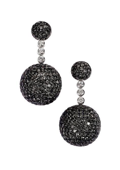 de GRISOGONO black diamond boule earrings Colored Diamond Jewelry, Black Diamond Jewelry, Black Diamond Earrings, Flawless Diamond, Black Diamonds, Black Jewelry, The Ear, Fabulous Jewelry, Jewelry Companies