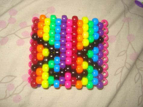 Kandi Cuff Pulseras Kandi, Kandi Cuff Patterns, Diy Kandi Bracelets, Diy Kandi, Kandi Kid, Scene Core, Kandi Cuff, Kandi Patterns, Kandi Bracelets