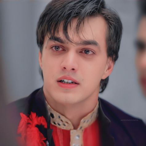 kartik goenka get emotional ❤️🥹 Kartik Goenka, Love You A Lot, Mohsin Khan, Best Actor, Actors, Quick Saves