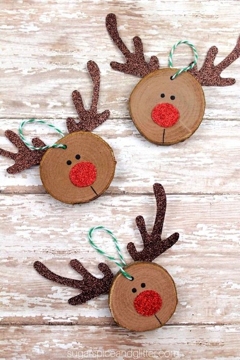 Ornament Ideas For Kids, Christmas Decorations Ideas Diy, Kids Tree Ornaments, Christmas Decorations Ideas, Christmas Clothespins, Handprint Ornaments, Christmas Decorations Diy, Inexpensive Christmas, Diy Christmas Ornaments Easy