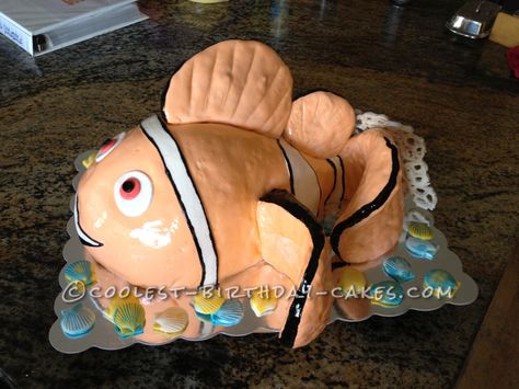 Coolest Finding Nemo Clownfish Birthday Cake... Nemo Smash Cake, Finding Nemo Birthday Cake Ideas, Nemo Sheet Cake, Finding Nemo Cupcake Cake, Rice Crispy Cereal, Finding Nemo Cake, Finding Nemo Birthday Cake Buttercream, Nemo Cake, Cereal Treats