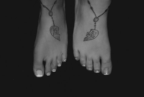 BFF by Amber Christine, via Flickr Duo Tattoos, Cute Best Friend Tattoos, Cousin Tattoos, Matching Friend Tattoos, Cute Matching Tattoos, Tattoos Infinity, Anklet Tattoos, Tattoo Trend, Bff Tattoos