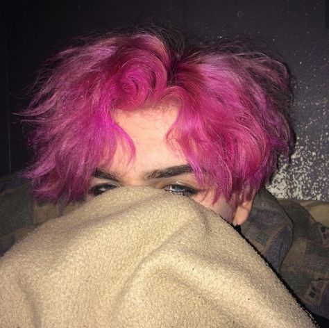 //12:14 pm// @jettelag Pink Boy Aesthetic, Boy With Pink Hair, Pink Hair Men, Pelo Ulzzang, Alluka Zoldyck, Androgynous Hair, Dye My Hair, Cool Hair, Hair Reference