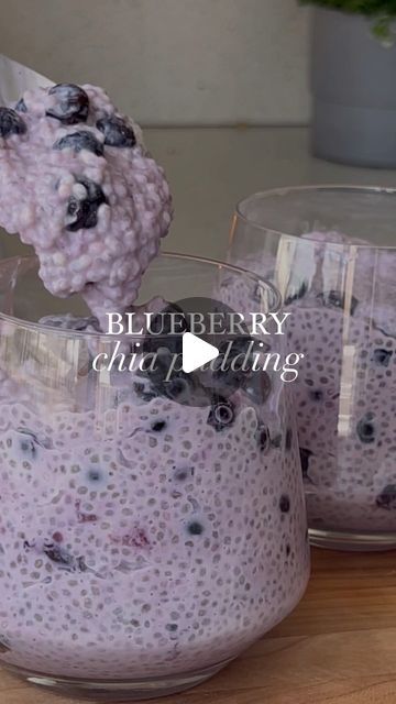 Over Night Chia Pudding, Chia Pudding Almond Milk, Chia Seed Pudding Healthy, Blueberry Chia Seed Pudding, Chia Seed Diet, Overnight Chia Seed Pudding, Blueberry Chia Pudding, Chia Yogurt, Pudding Healthy