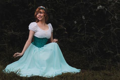 Thumbelina Costume, Thumbelina Cosplay, Myth Aesthetic, Non Disney Princesses, Princess Parties, Disney Live Action, Disney Fairies, Costumes Ideas, Cosplay Ideas