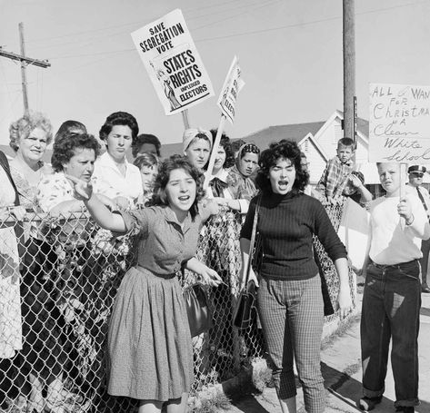 Society Problems, Ruby Bridges, Jackson Mississippi, Affirmative Action, Jim Crow, Rosa Parks, Civil Rights Movement, American Life, Iconic Photos