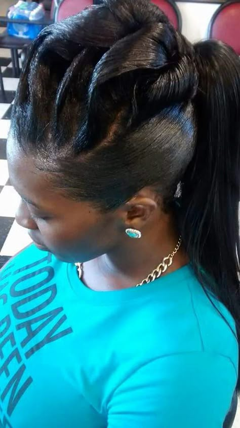 Ponytail Updo Ponytail Hairstyles Black Hair, Bob Ponytail, Quick Ponytail Hairstyles, Hairstyle App, Black Hair Updo Hairstyles, Mohawk Styles, Braid Ponytail, Black Ponytail Hairstyles, Mohawks