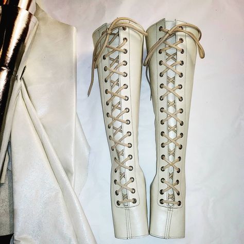 Corset style Aerial Boots in Pearl Cream Made to order @isabellamars _____ Aerial Boots, Pearl Cream, Corset Style, Lace Boots, Petite Size, Sizing Chart, Cowhide Leather, Lace Front, Mars